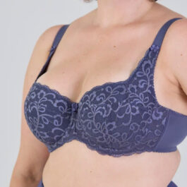 BraVoBust 8267 (батик)